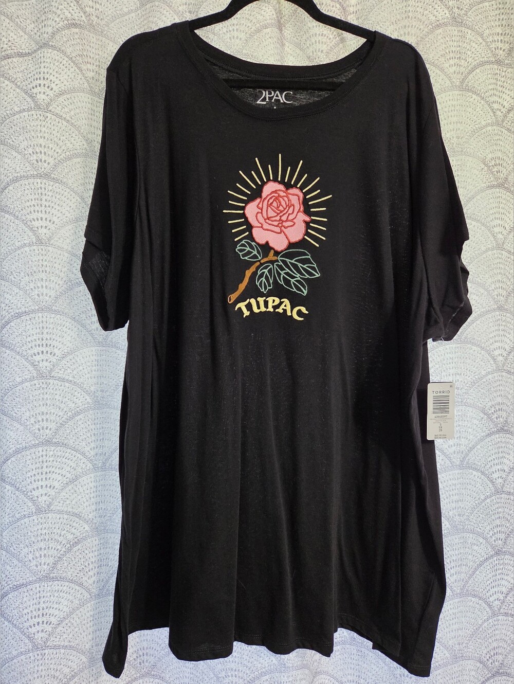 Torrid 5x Embroidered Tupac Rose Graphic Tee